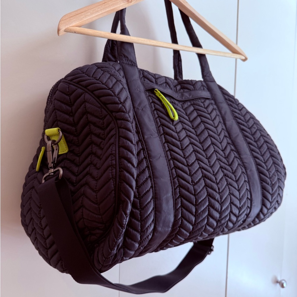 travel / weekender / gym bag - almost new (Steve Madden)